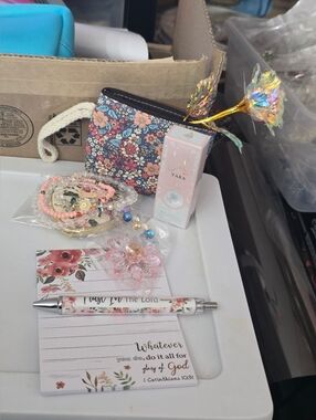 Cute Pre Made Friendship Pick Me Up Bag.
